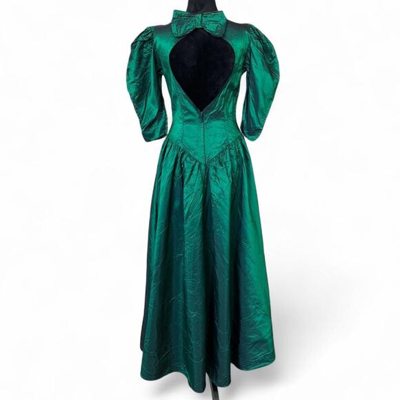 American Vintage Dresses & Skirts - 80s Emerald Green Taffeta Dress – Whimsygoth Puff Sleeve Midi S
